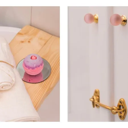 Light Pink - In The Middle Of Everything *